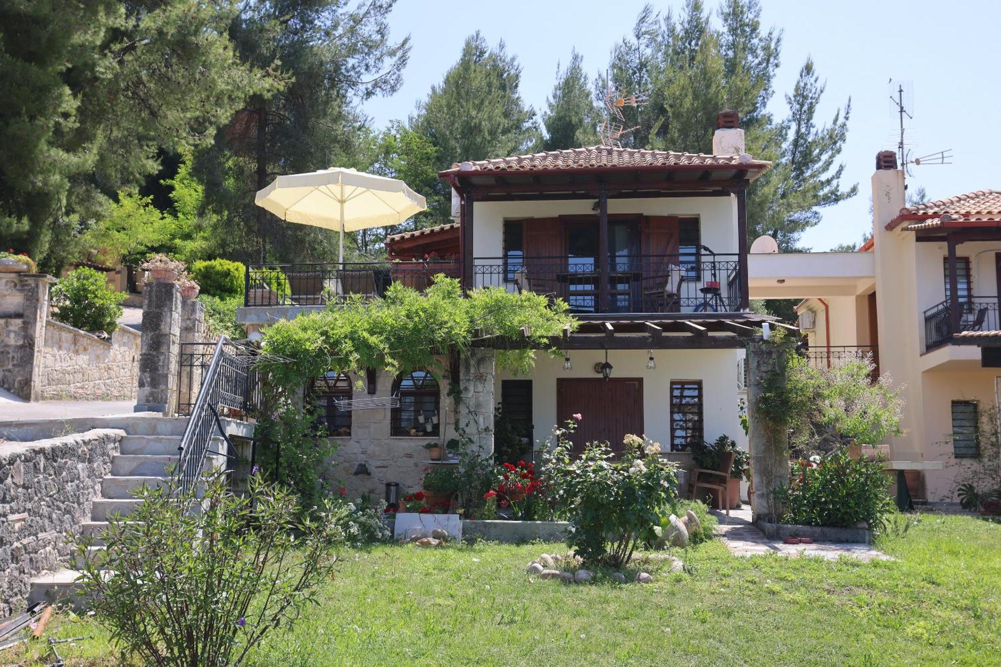 Bizmut House Shared Garden & Pool Paliouri * Agia Paraskevi (Kassandra)